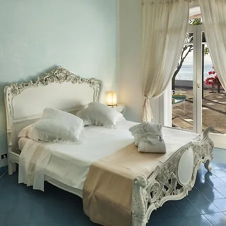 La & Hotell *